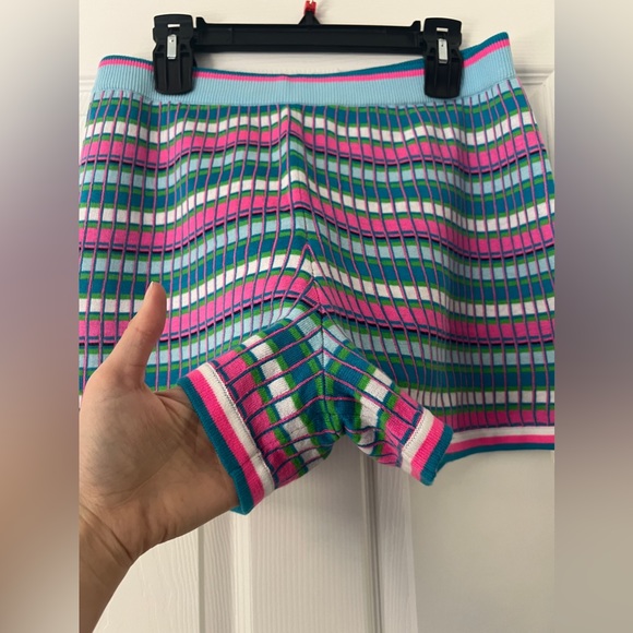 ✨Like New✨Lilly Pulitzer Avington Sweater Set - M/L - Picture 13 of 16